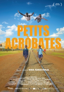 PETITS ACR�BATES